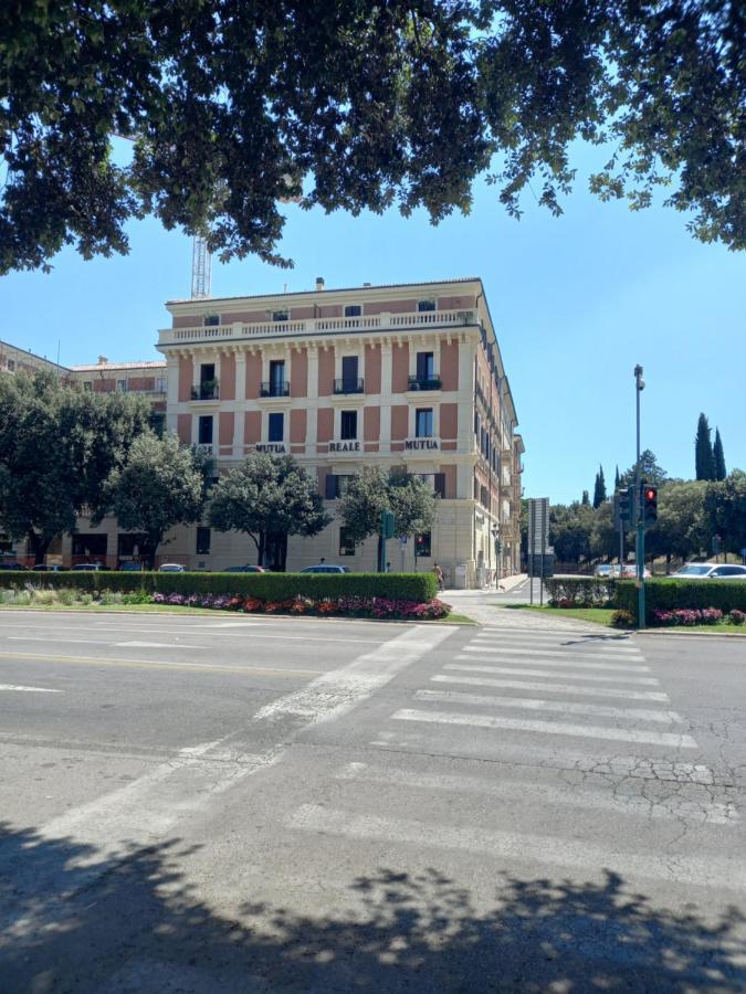 Sunny Verona